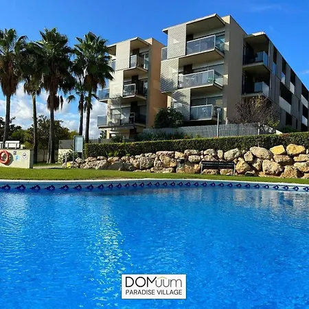 Апартаменты Domuum Holidays - Paradise Village *