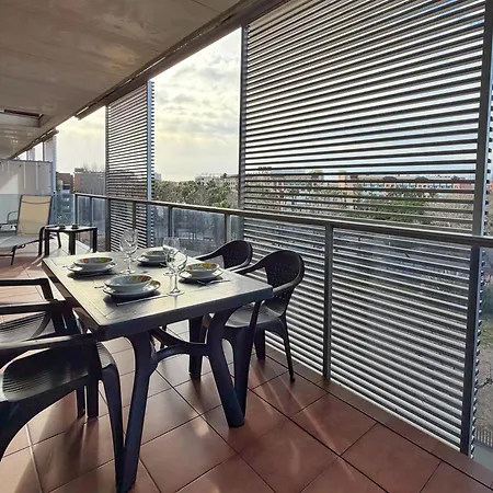 Domuum Holidays - Paradise Village Salou